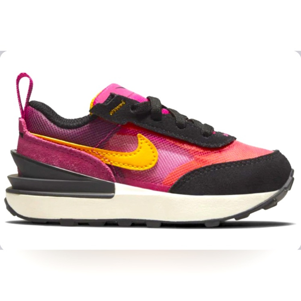 Toddler 7c Nike Waffle One. Worn 3 times. Excellent condition